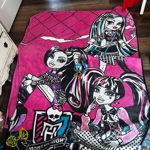 RARE Monster High Pink and Black Blanket 2000’s Y2k